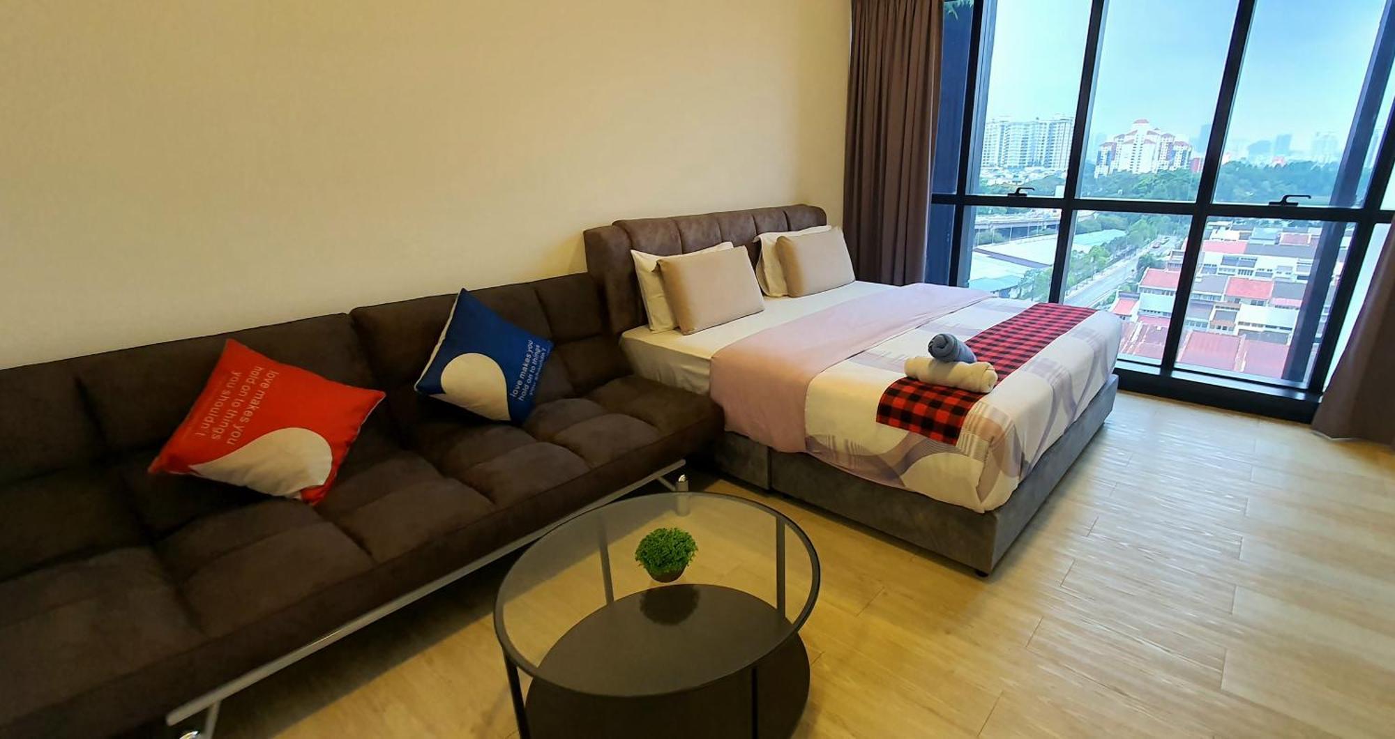 Homestay Mcity Ampang View With Infinity Pool